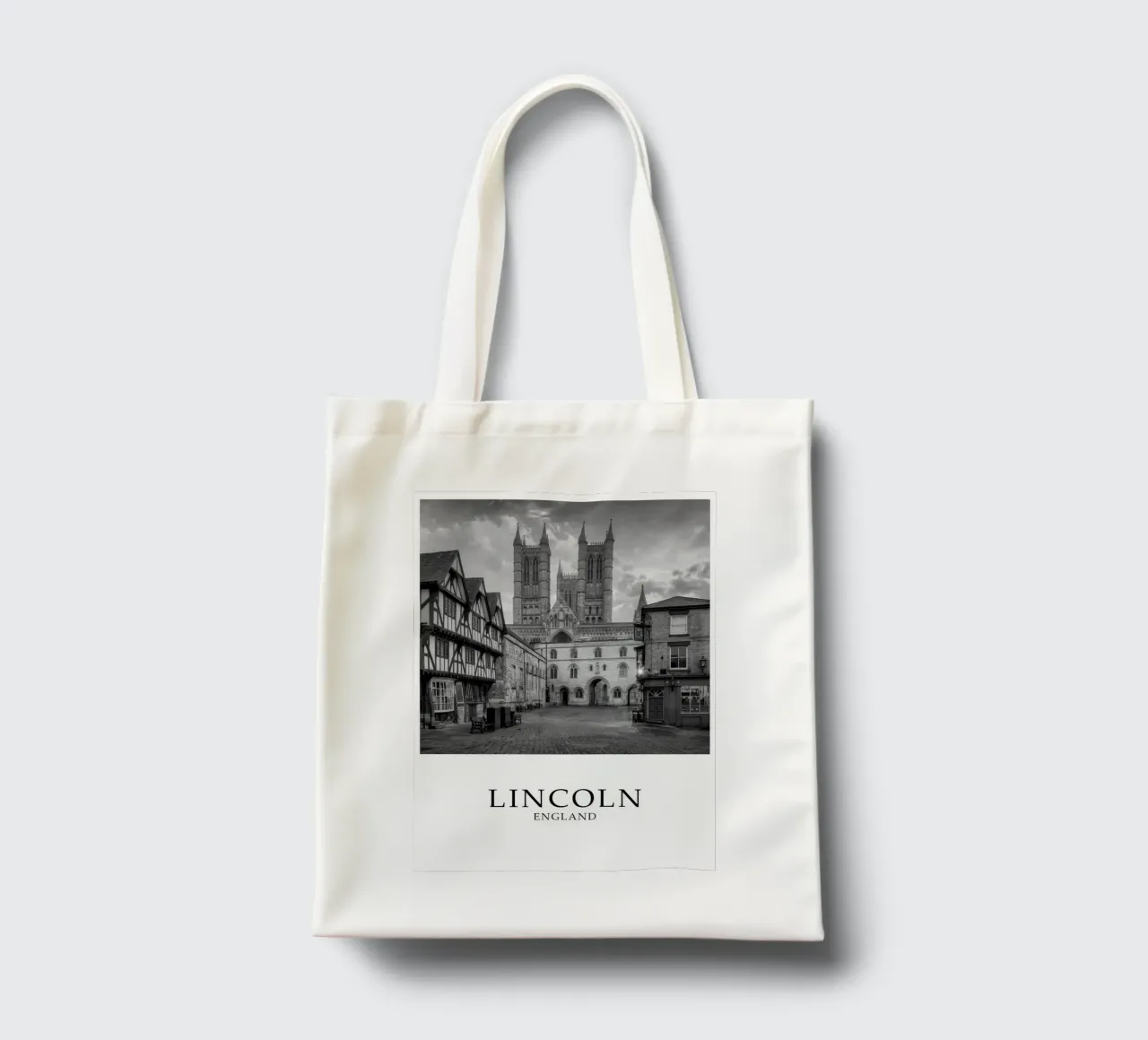 Lincoln Inghilterra Architettura Scena in scala di grigi borsa in juta da Charnwood Prints