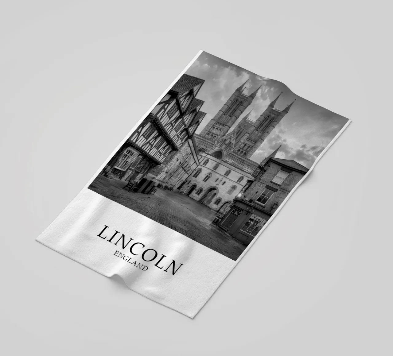 Lincoln Inghilterra Architettura Scena in scala di grigi telo mare da Charnwood Prints