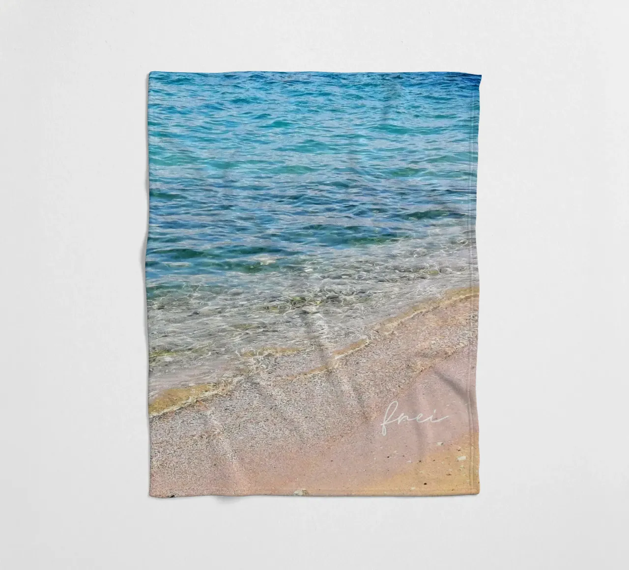 libre - vue sur la mer avec plage plaid polaire de Frida + frei