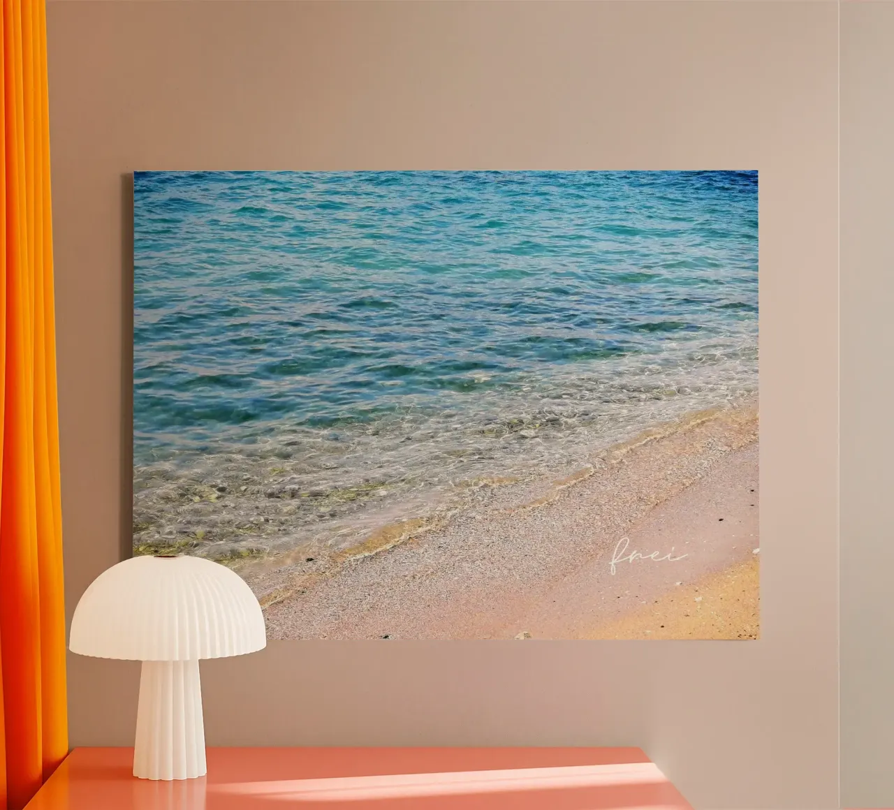 gratis - Zeezicht met strand canvas met Baklijst van Frida + frei