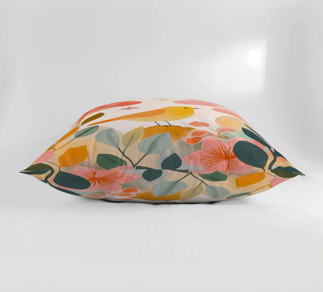 Mignon oiseau jaune dans un jardin de champignons Boho Botanique Automne coussin de Gentle Echoes Art