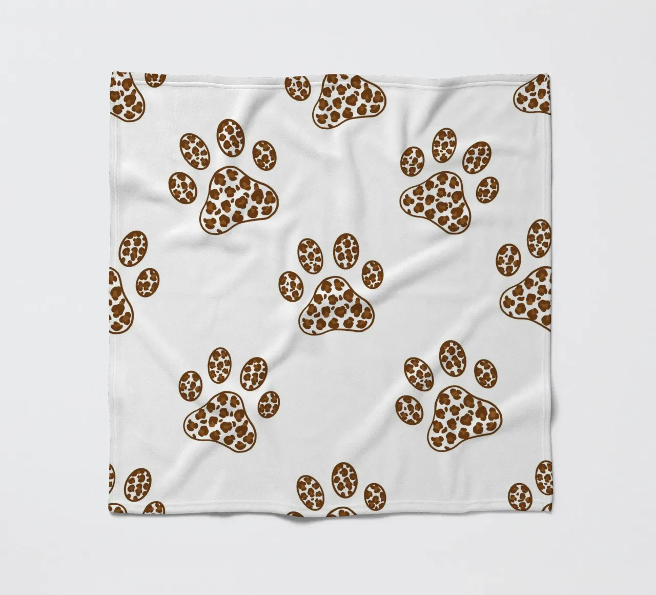 Made of leopard pattern with paw prints fleece blanket by gulsengunel