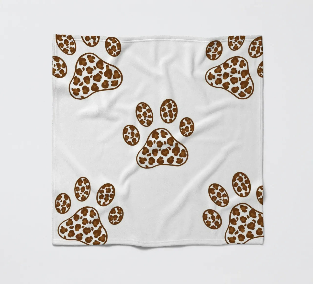 Made of leopard pattern with paw prints fleece blanket by gulsengunel