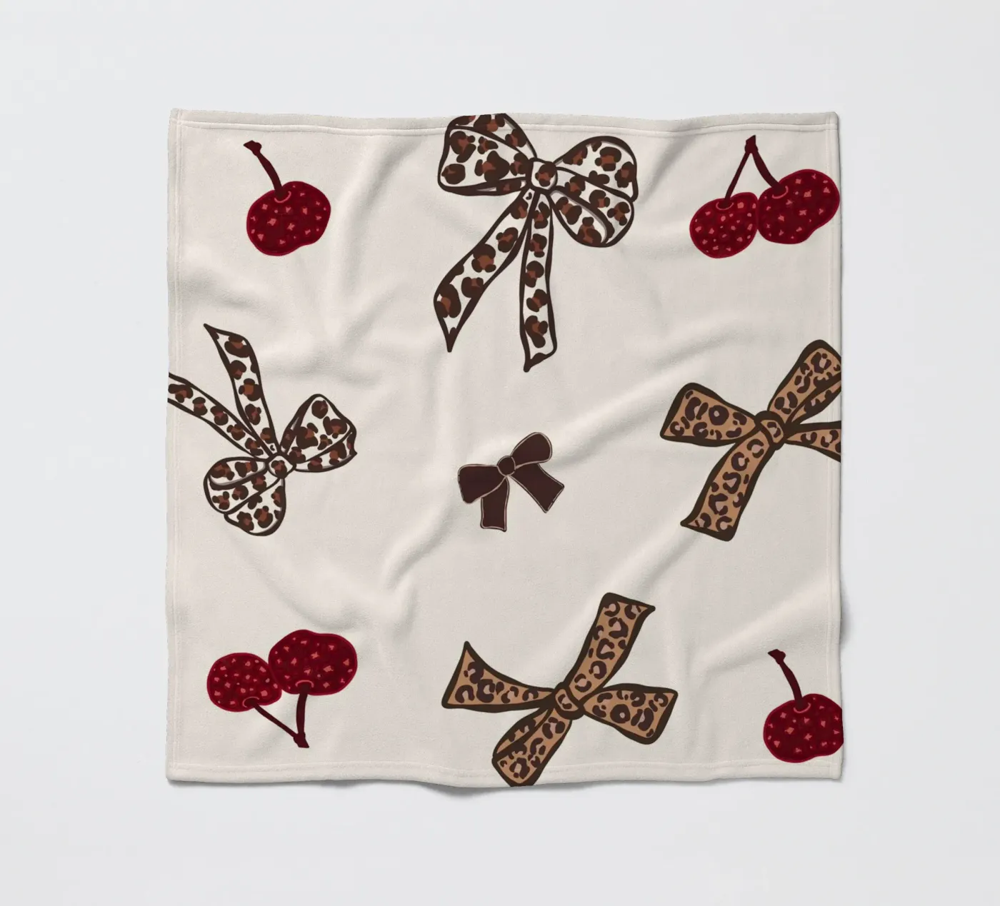 Leopard Cherry Pattern Fleecedecke von gulsengunel
