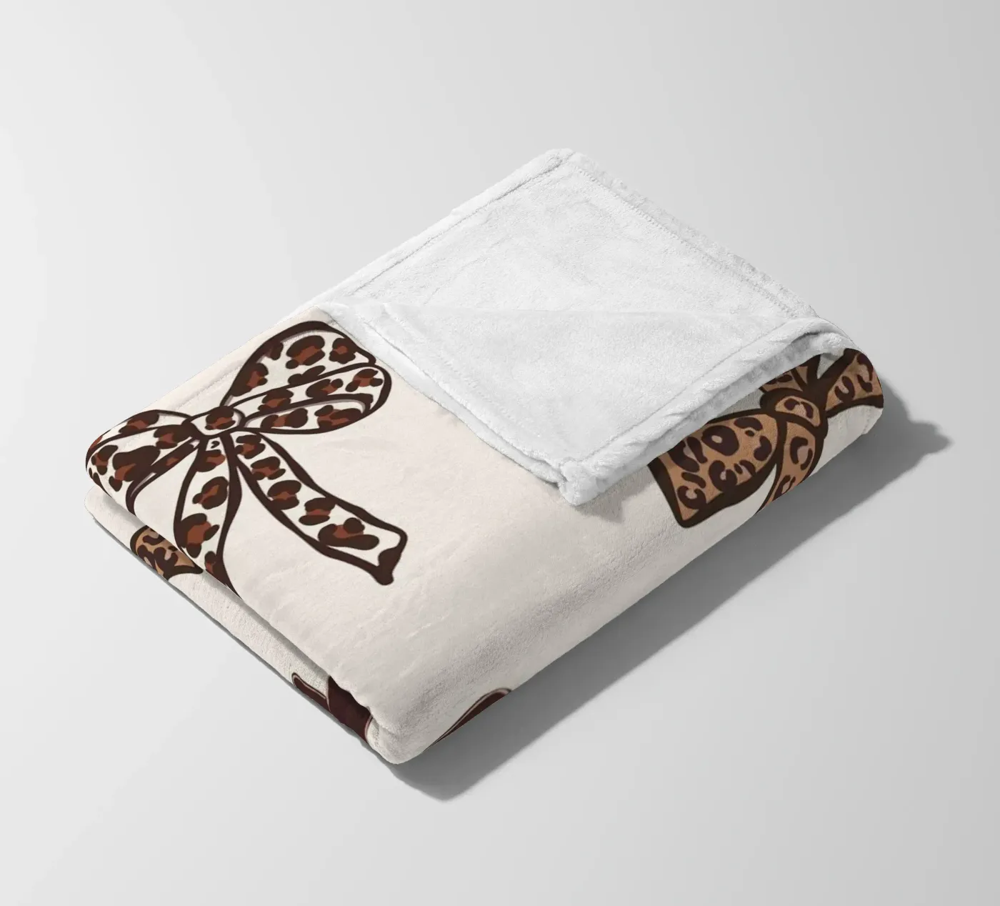 Leopard Cherry Pattern Fleecedecke von gulsengunel