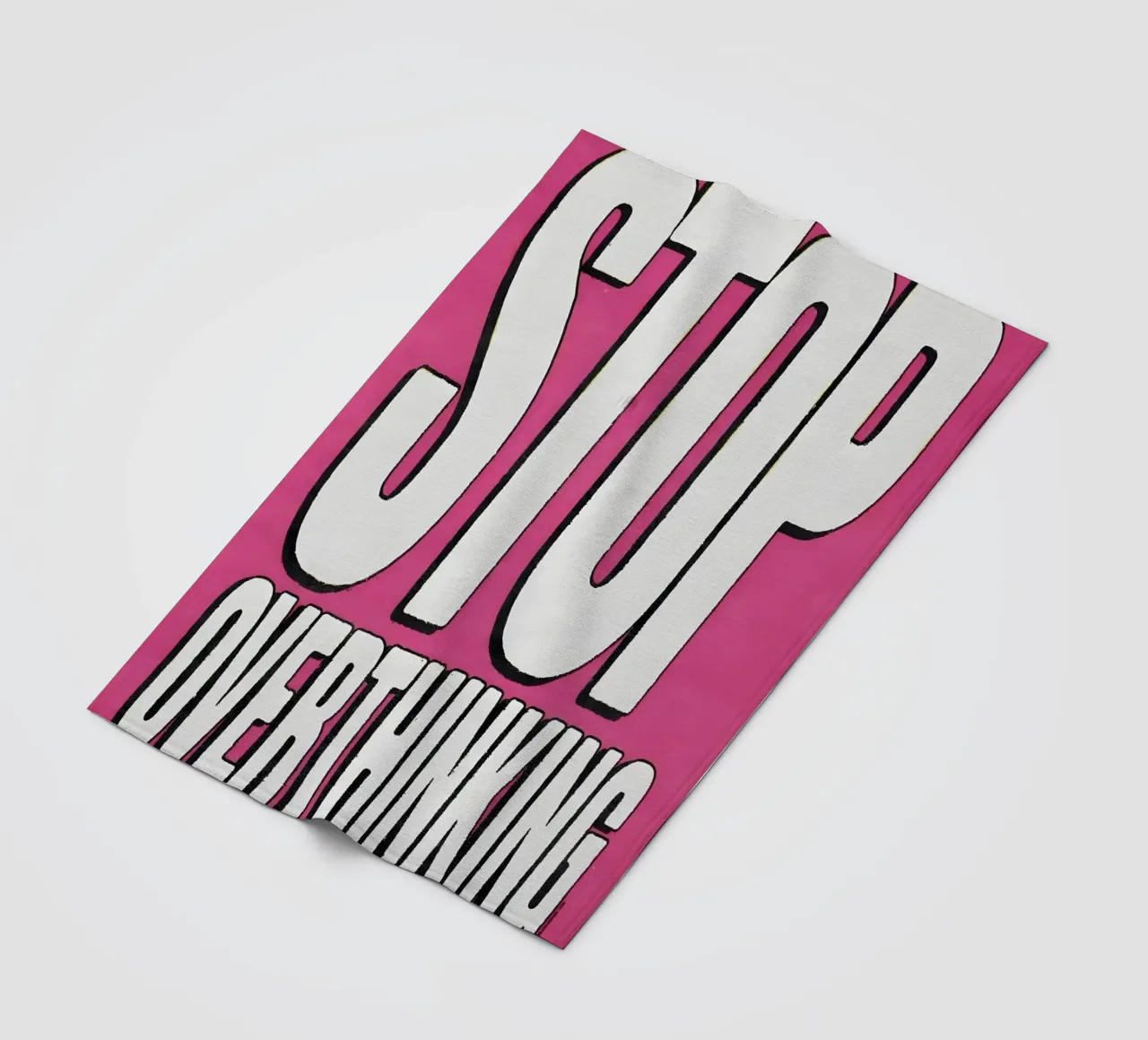 "STOP OVERTHINKING" coperta in pile da Type & Tape