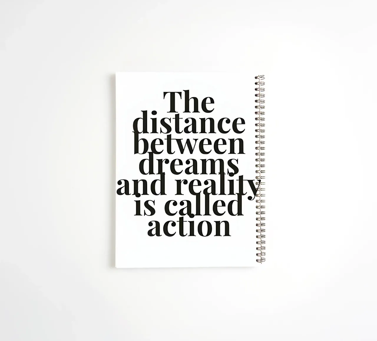 The distance between dreams and reality called action diario ad anelli da Type & Tape