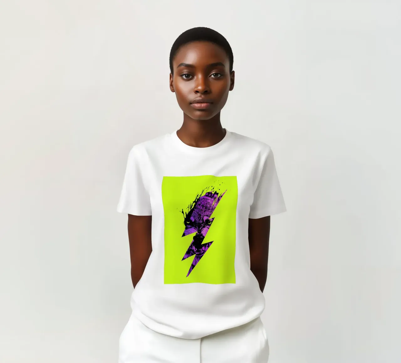 Thunderwolf t-shirt by Róbert Farkas
