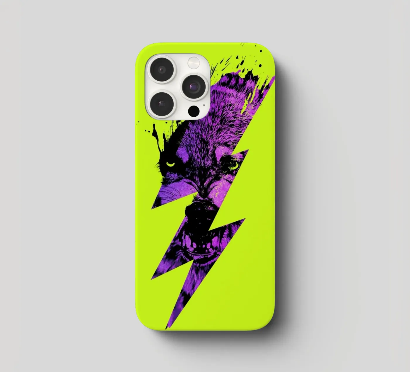 Thunderwolf iphone case by Róbert Farkas