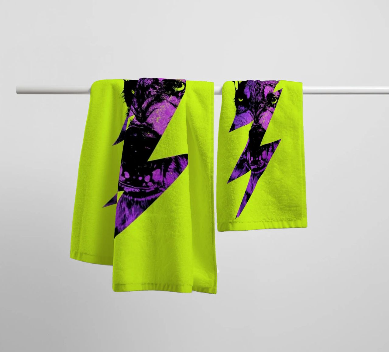 Thunderwolf toalla de baño de Róbert Farkas