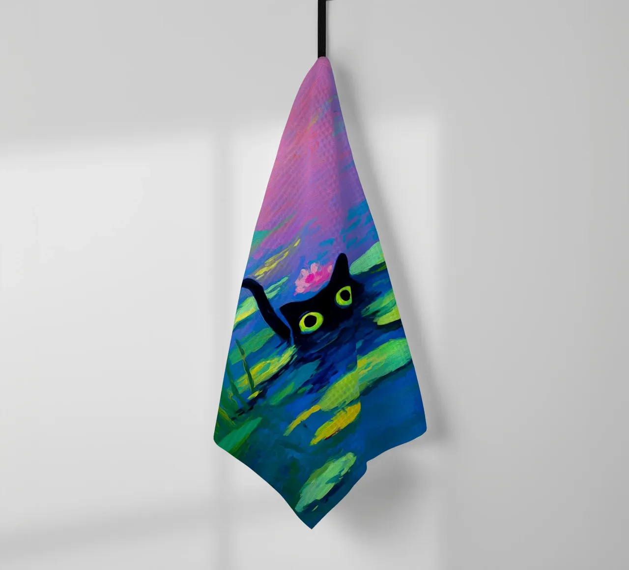 Natation du chat noir torchon de Fleur de Lys