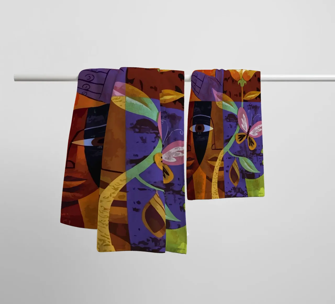 illustration of human face and bird asciugamano da bagno da Dumery Art