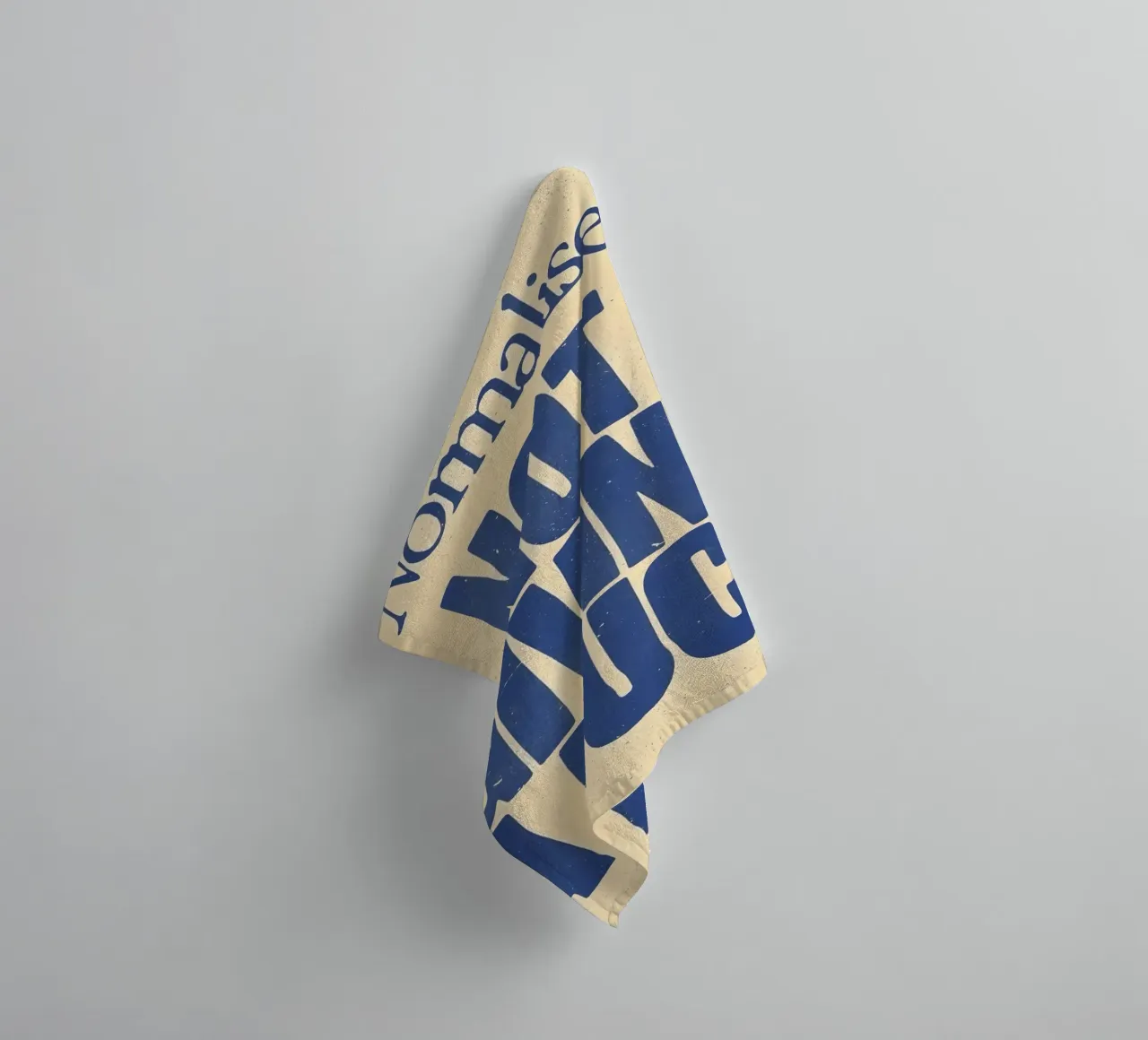 Normalise NOT GIVING A asciugamano da bagno da Type & Tape