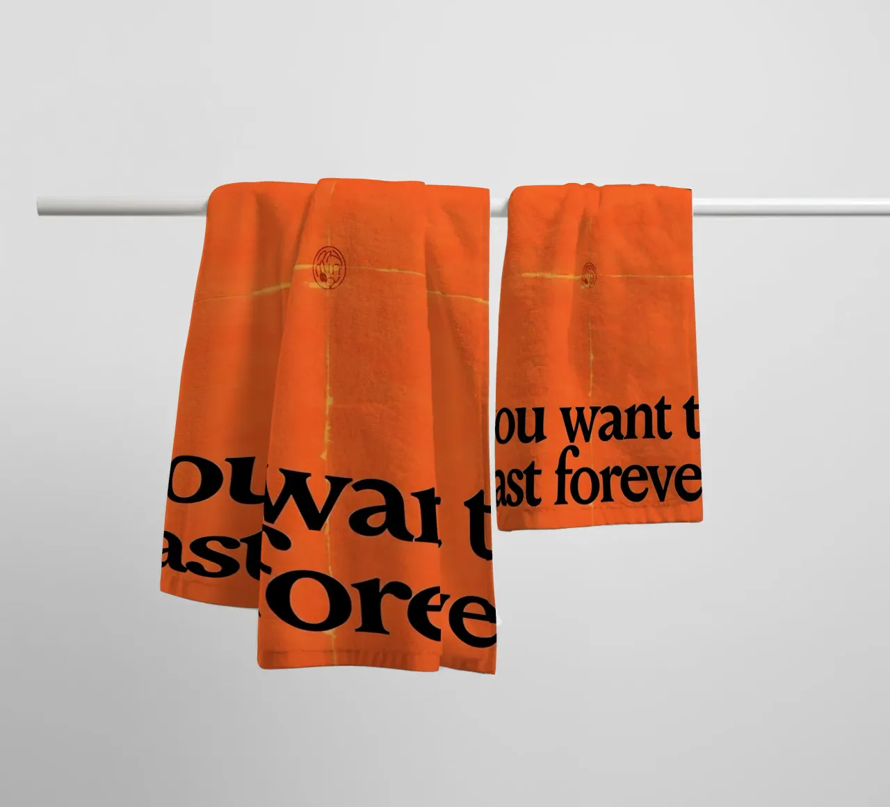 Don't rush something you want to last forever asciugamano da bagno da Type & Tape