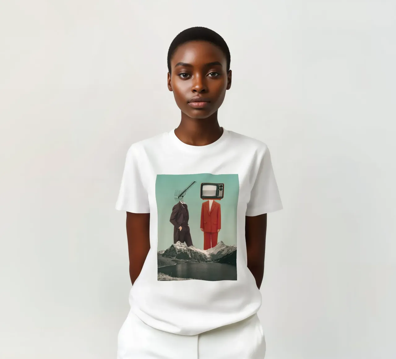 Segnale perso - Collage surreale d'epoca t-shirt da Dapidoka