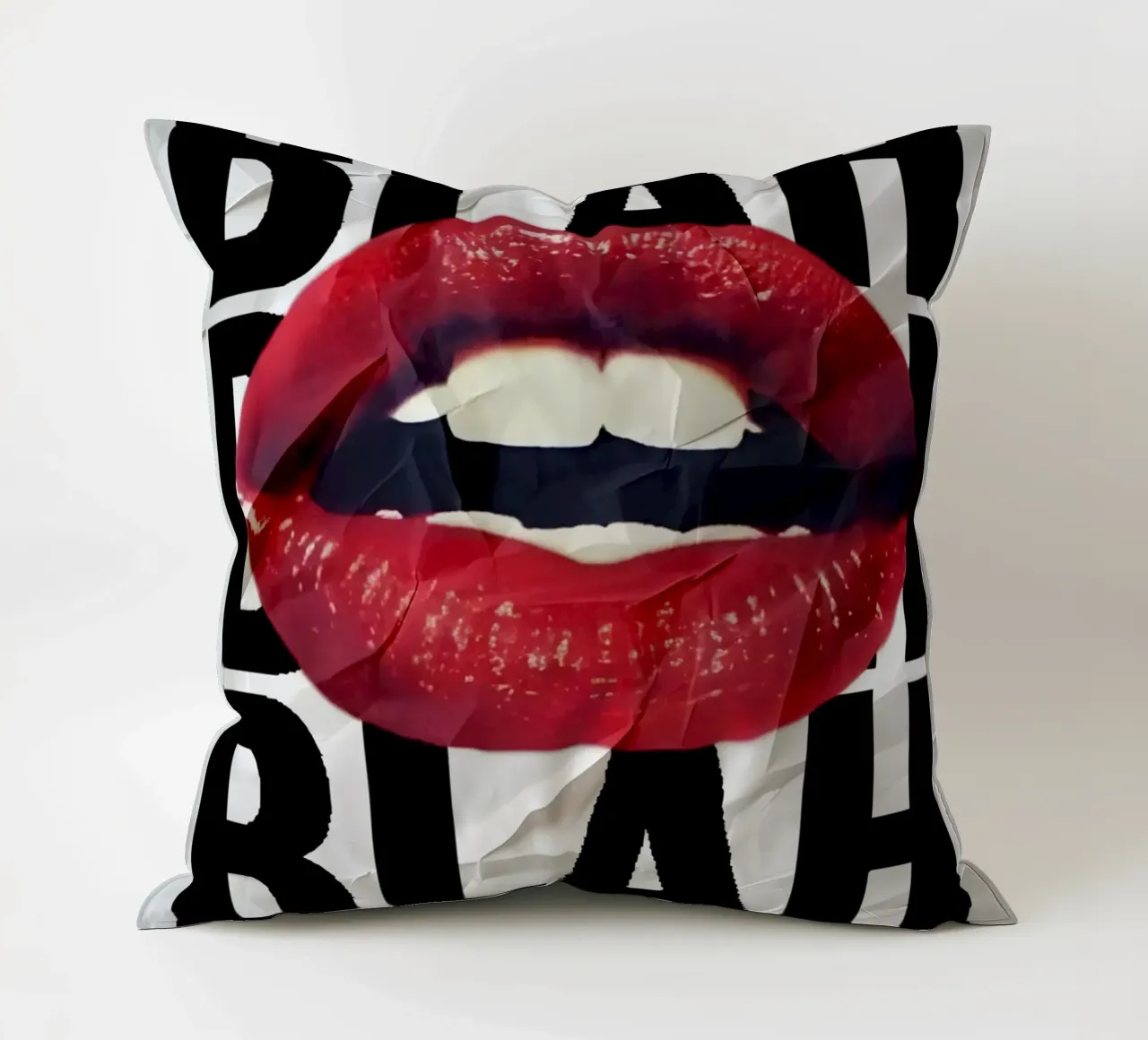 BLAH cuscino da Type & Tape