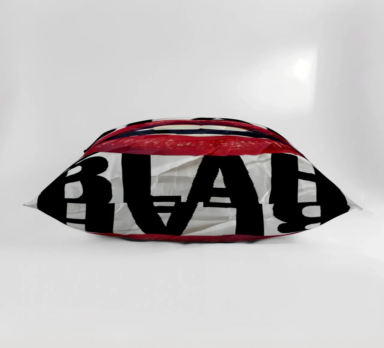 BLAH cuscino da Type & Tape