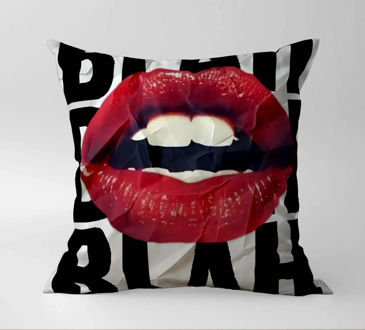 BLAH cuscino da Type & Tape