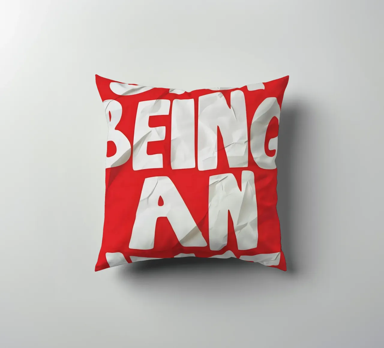 STOP BEING AN IDIOT cuscino da Type & Tape