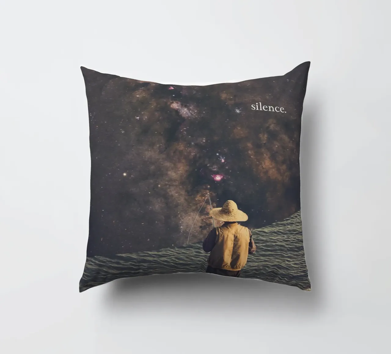 Silenzio - Pescatore cosmico cuscino da Dapidoka