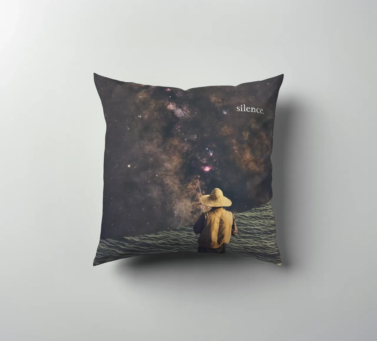 Silenzio - Pescatore cosmico cuscino da Dapidoka