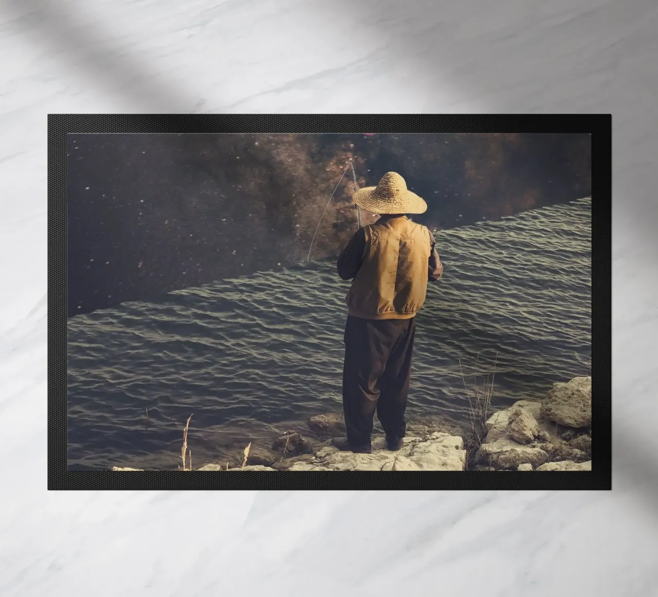 Silenzio - Pescatore cosmico zerbino da Dapidoka