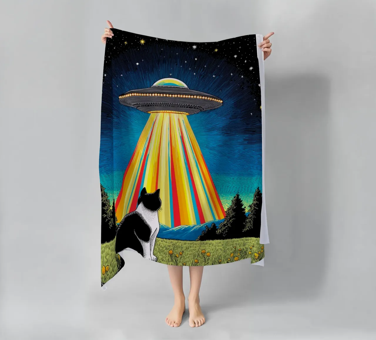 Gatto, UFO e Raggio Arcobaleno telo mare da Fleur de Lys