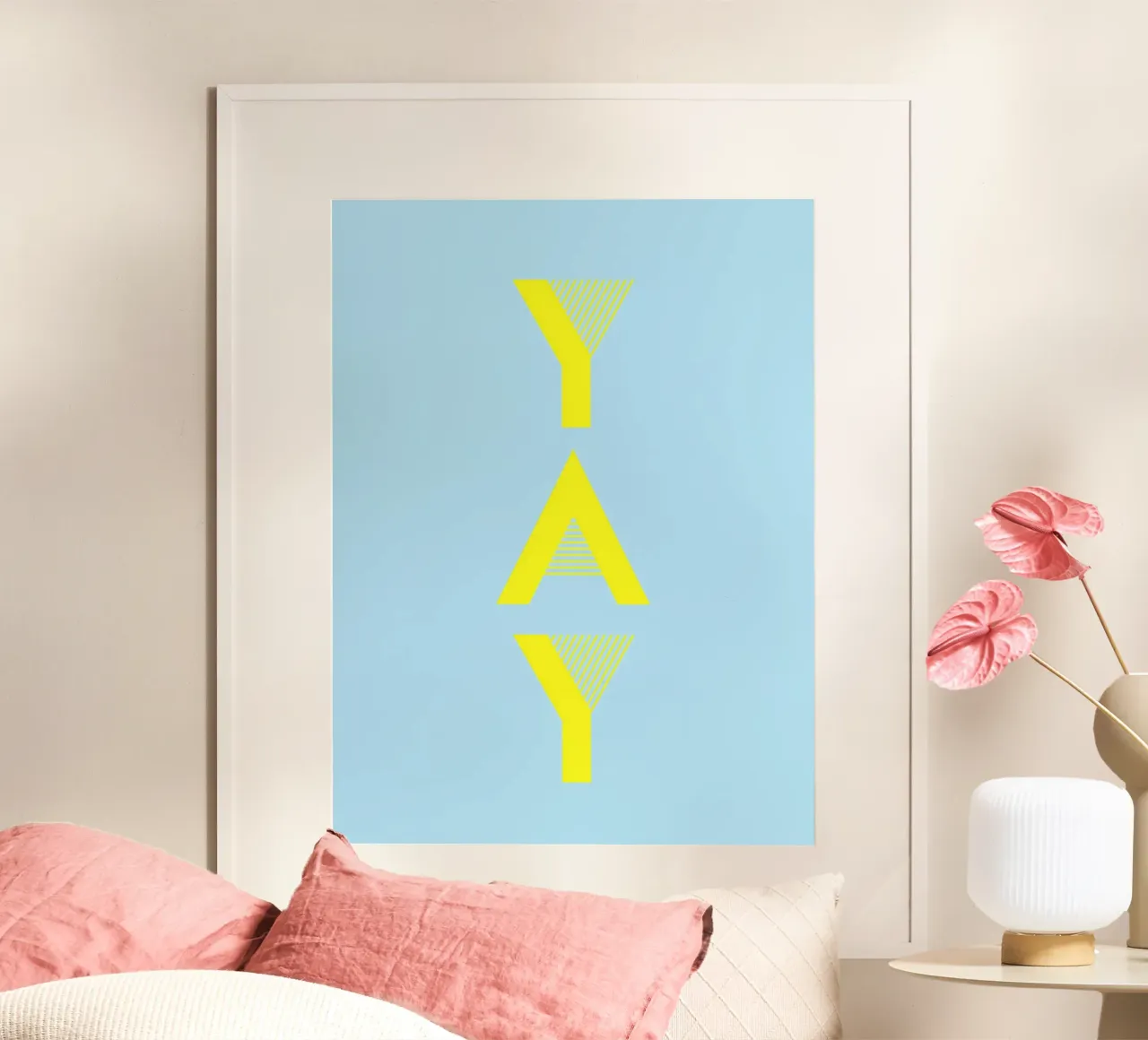 Yay 1 poster con telaio in legno da The Type Club Tokyo