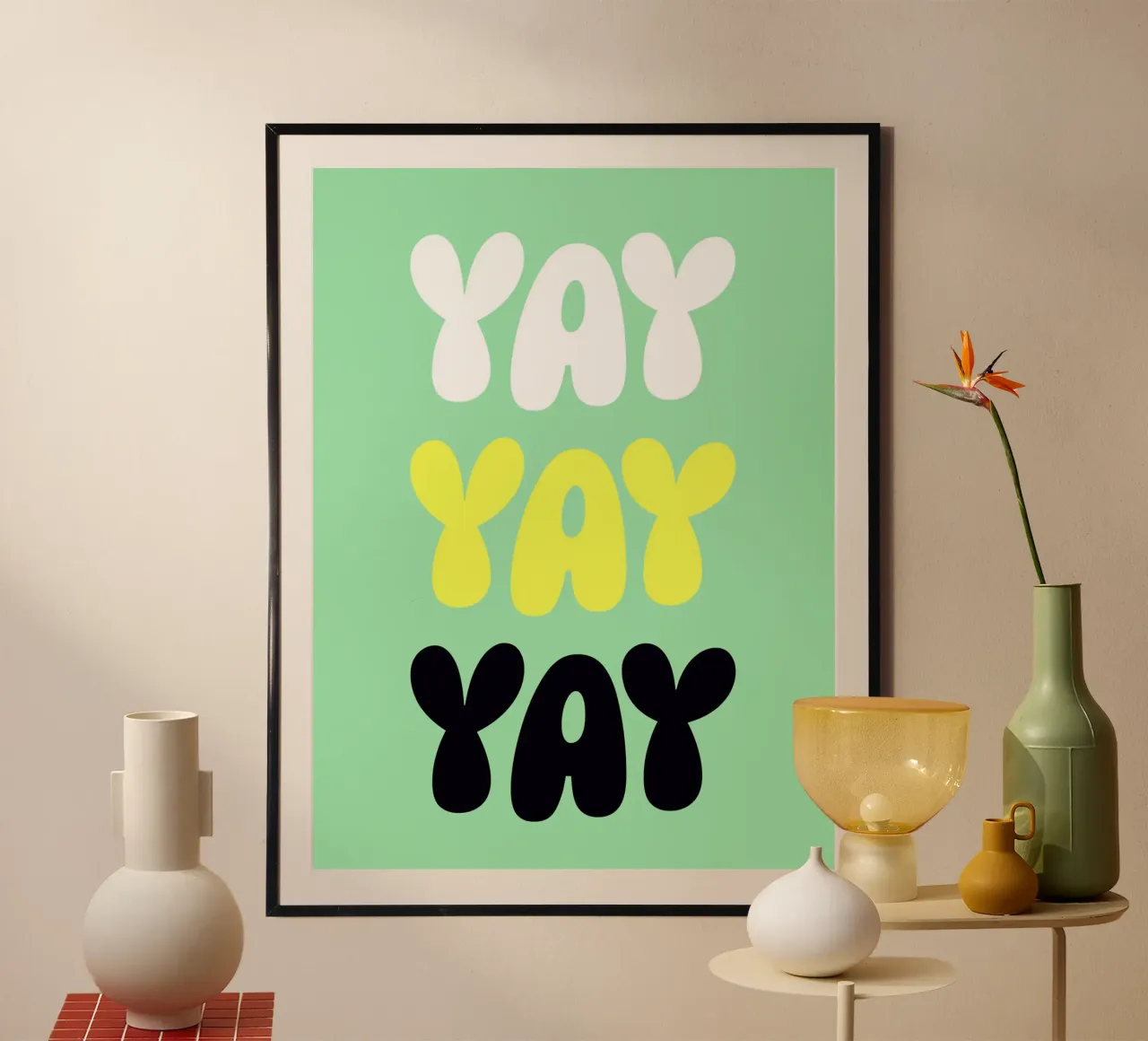 Yay 5 poster con telaio in legno da The Type Club Tokyo