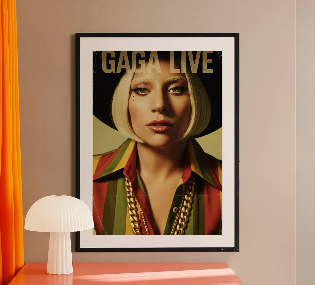 Lady Gaga - Vintage #2 poster con telaio in legno da Lembayung art