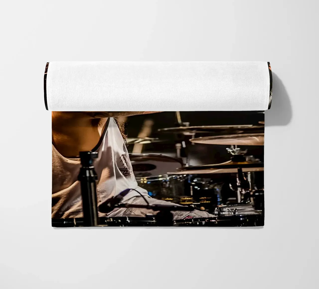 Mike Portnoy telo mare da Low poly art