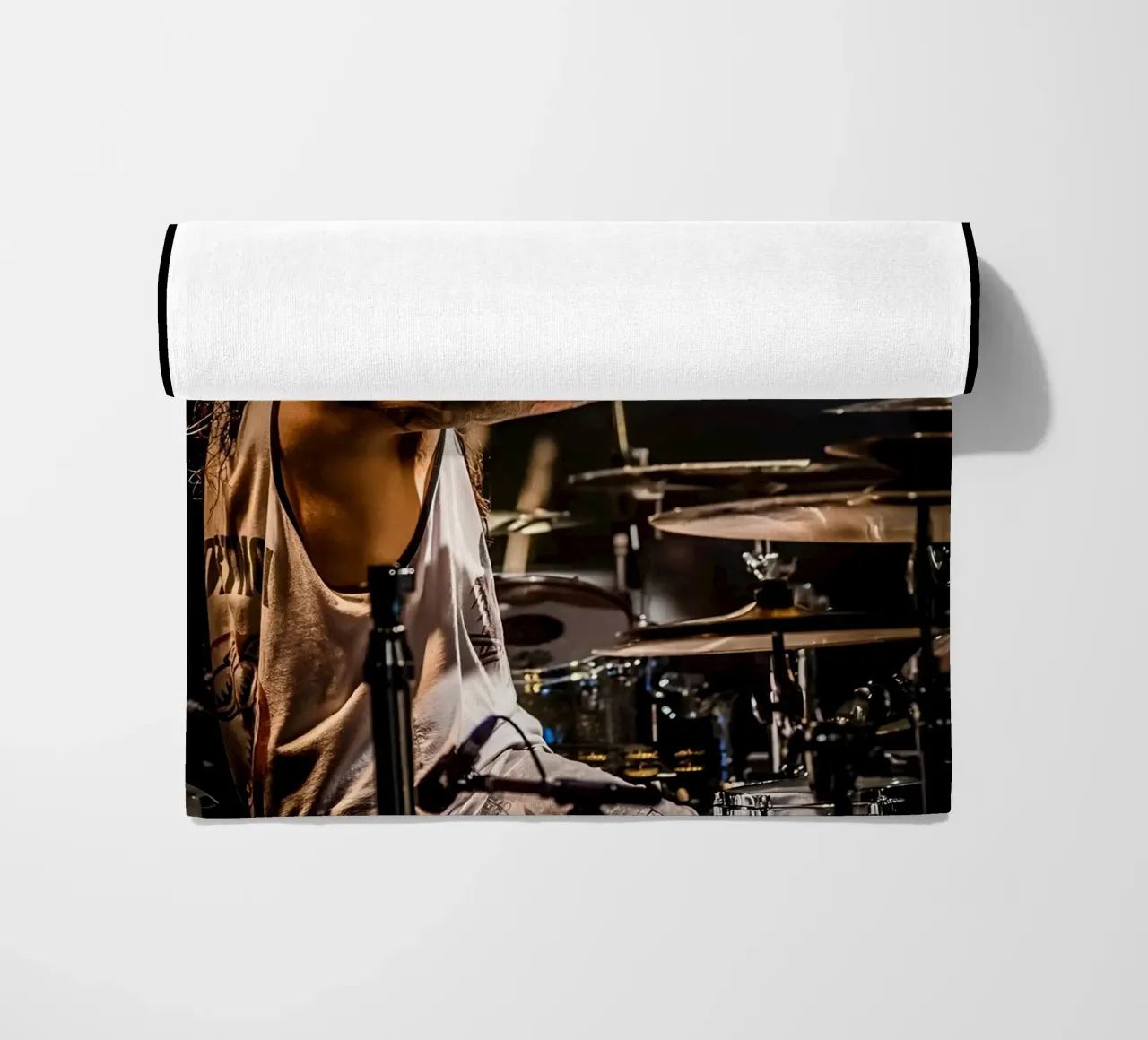 Mike Portnoy telo mare da Low poly art