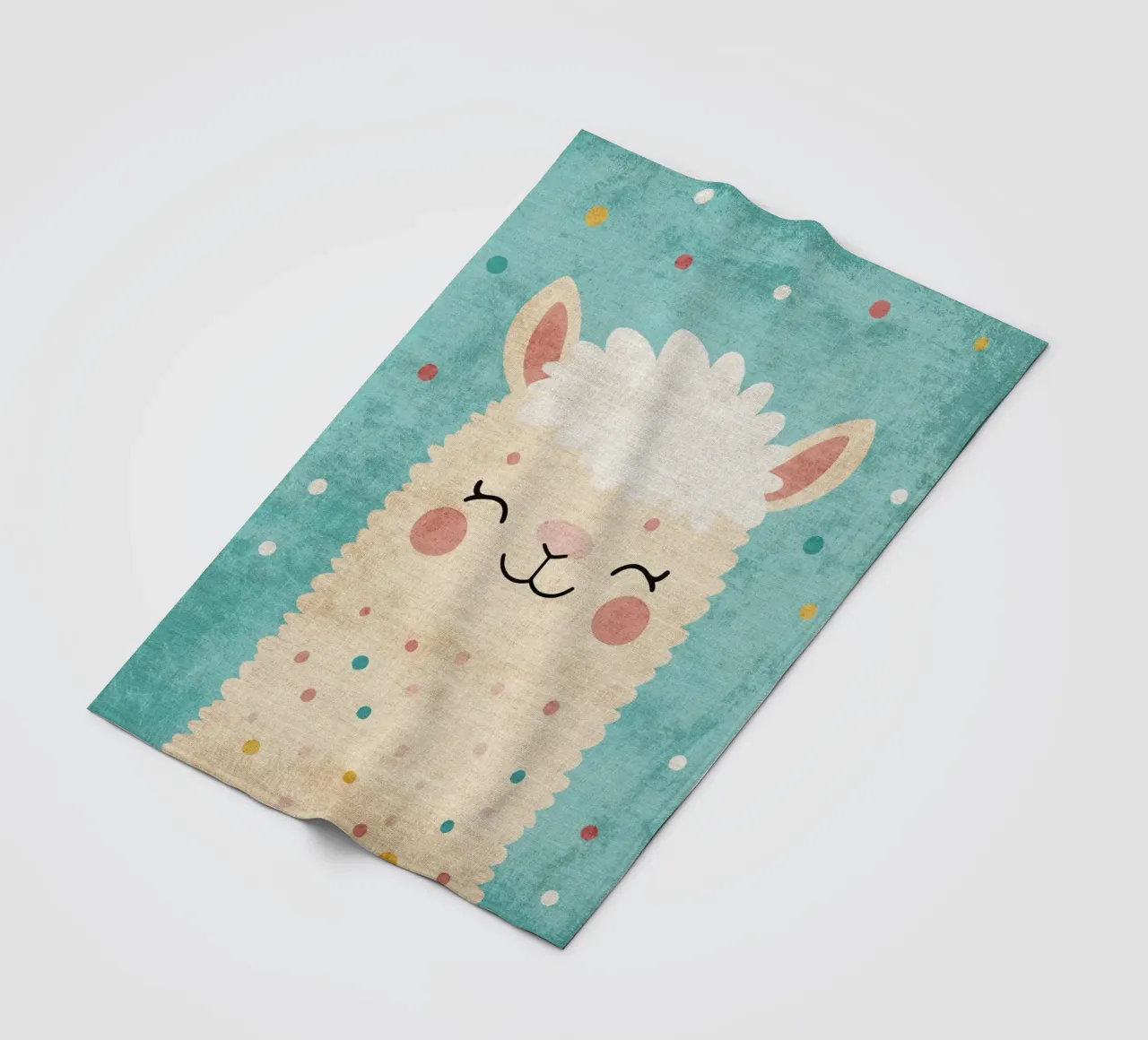 lama sorridente faccia di lama occhi chiusi pelliccia soffice coperta in pile da Courtney Ohling