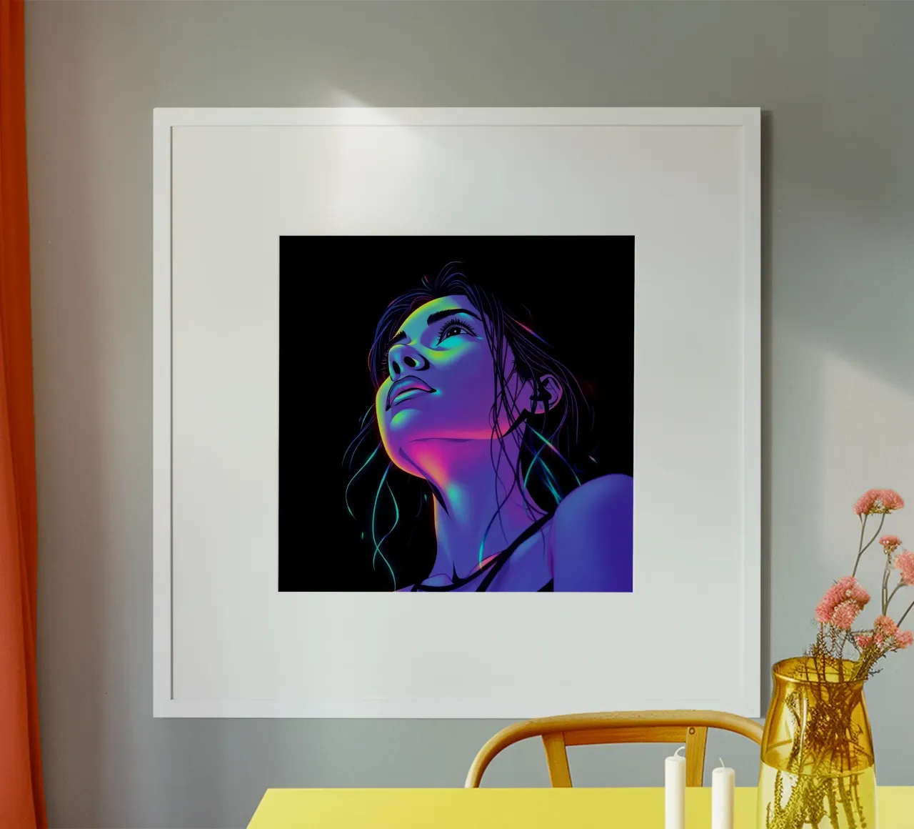 Volto di donna con sfumatura di colore al neon su nero poster con telaio in legno da DesignDoodle