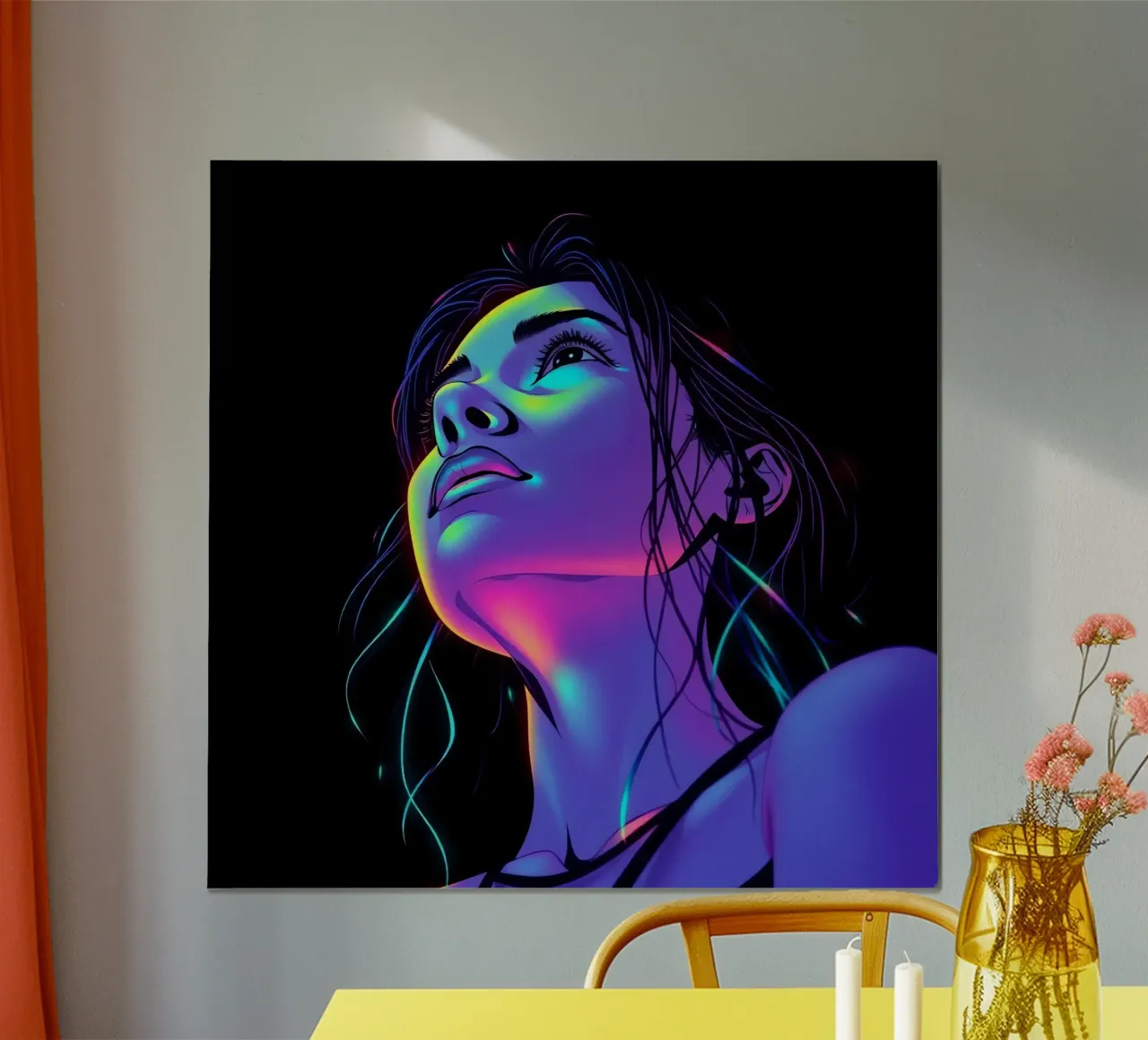 Volto di donna con sfumatura di colore al neon su nero poster con telaio in legno da DesignDoodle