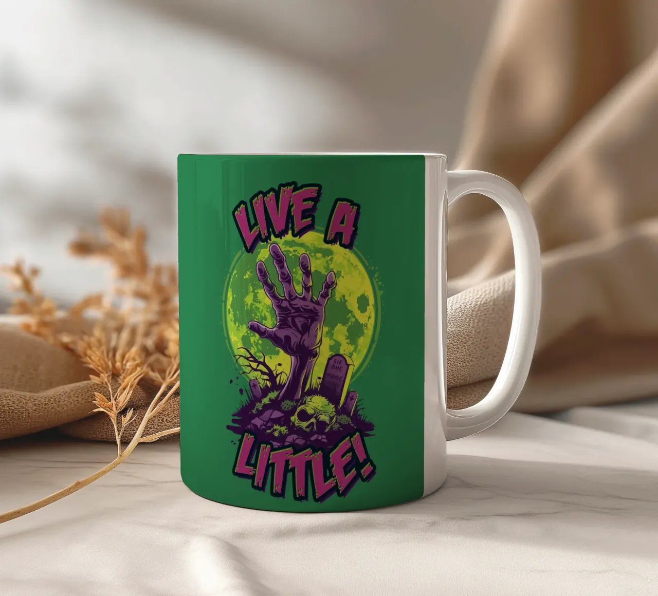 Live a Little tazza in ceramica da Too Graphic
