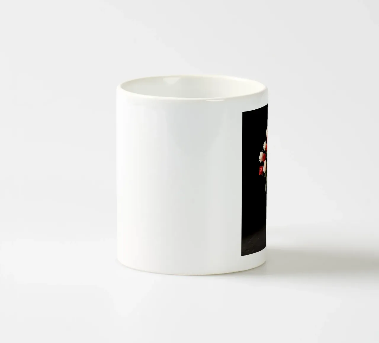 Rose in vaso rosso rosa in vetro trasparente tazza in ceramica da DesignDoodle