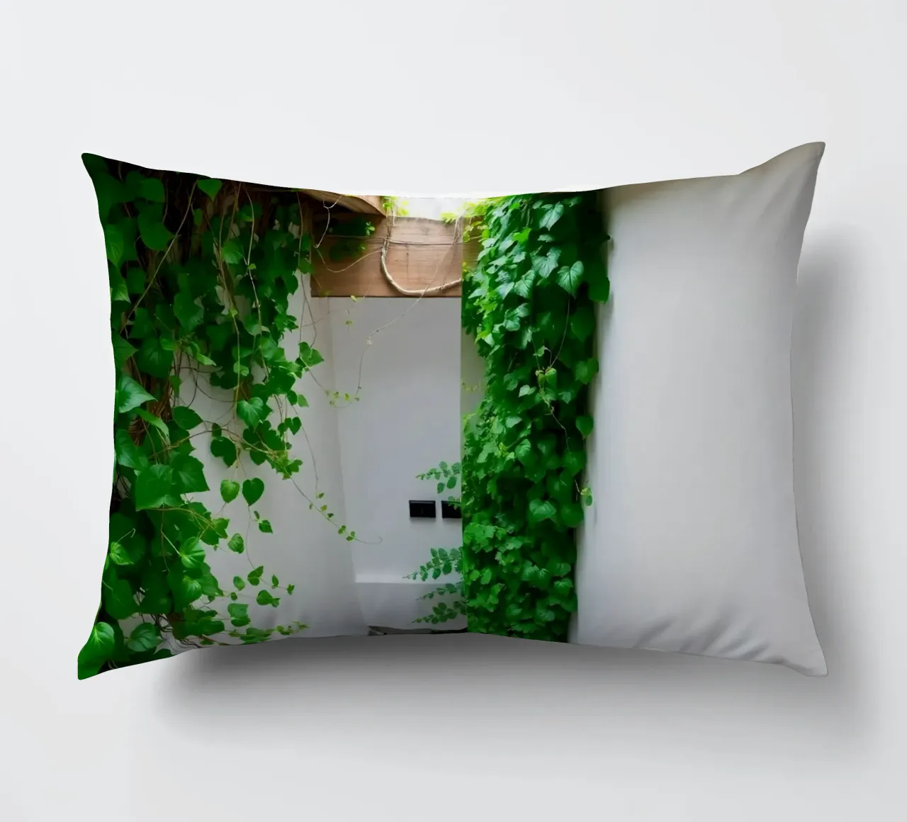 Cortile interno con viti e lucernario cuscino da DesignDoodle