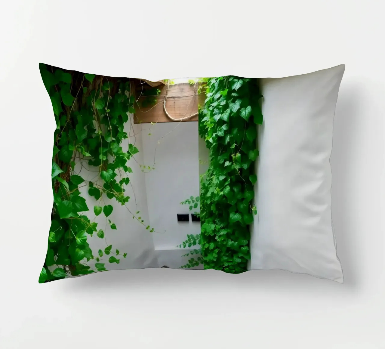 Cortile interno con viti e lucernario cuscino da DesignDoodle