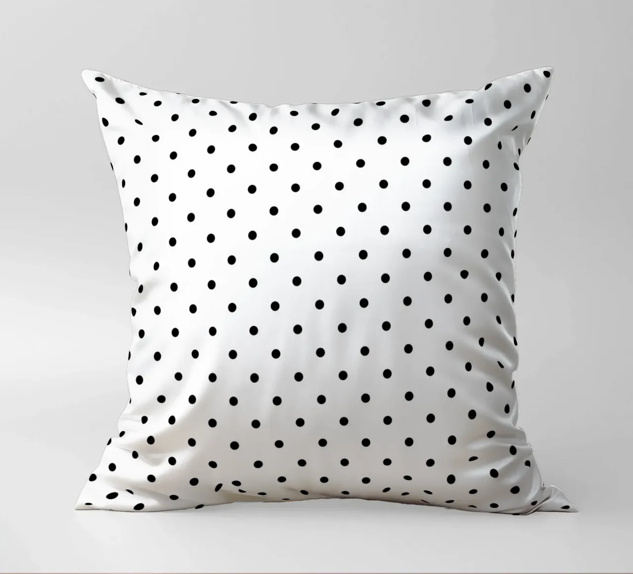 Minimal Basic Polka Dots | Zwart op Wit kussen van Beauty in Simplicity