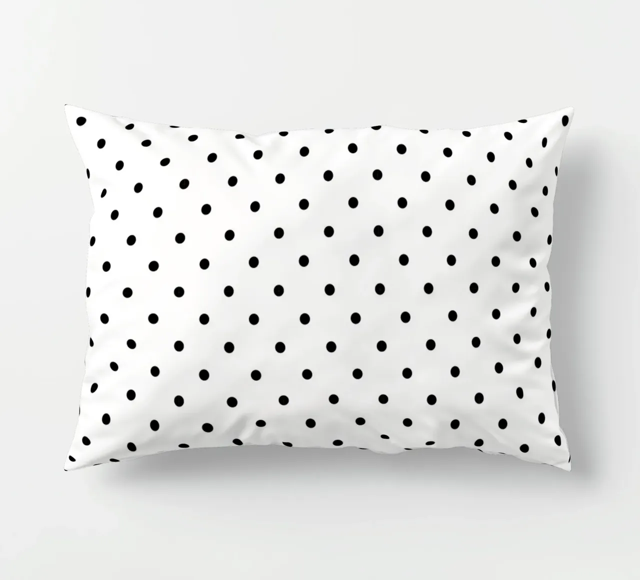 Minimal Basic Polka Dots | Nero su bianco cuscino da Beauty in Simplicity