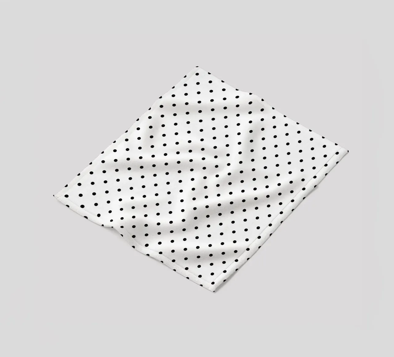 Minimal Basic Polka Dots | Nero su bianco coperta in pile da Beauty in Simplicity