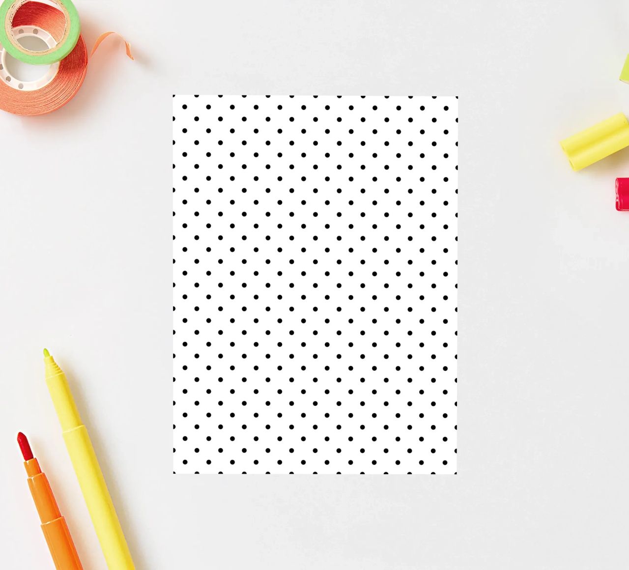 Minimal Basic Polka Dots | Nero su bianco adesivo da Beauty in Simplicity