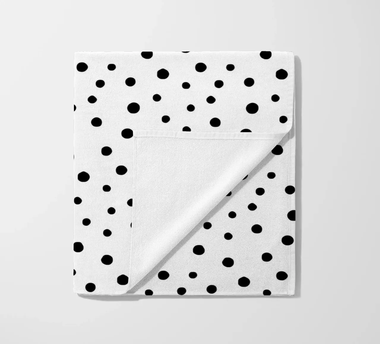 Minimal Chic Disegnato a mano a pois | Nero su bianco telo mare da Beauty in Simplicity