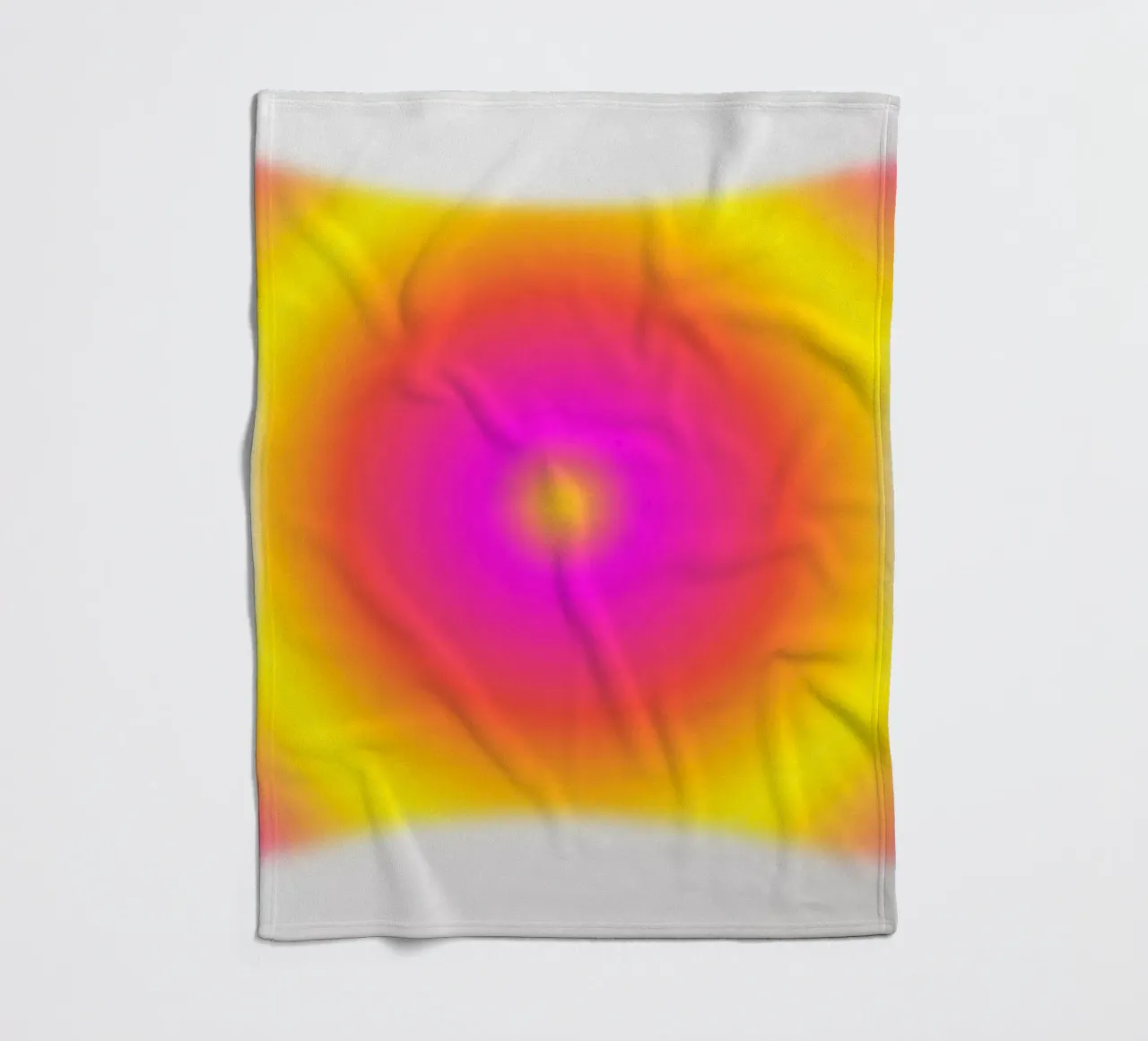 Radiant Echo Fleecedecke von RS LAB STUDIO