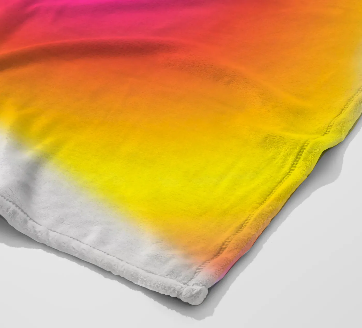 Radiant Echo Fleecedecke von RS LAB STUDIO