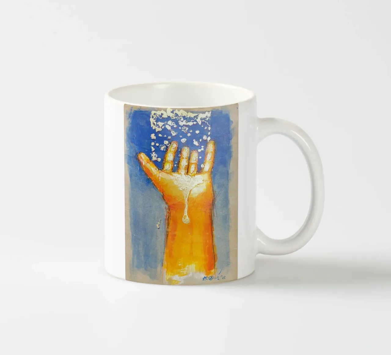 Mano ricevente tazza in ceramica da Martin Ahrens