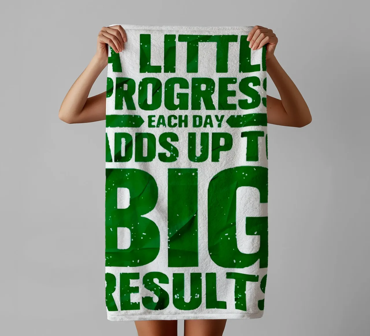 'A LITTLE PROGRESS EACH DAY ADDŞ UP TO BIG RESULTS' Handtuch von Type & Tape