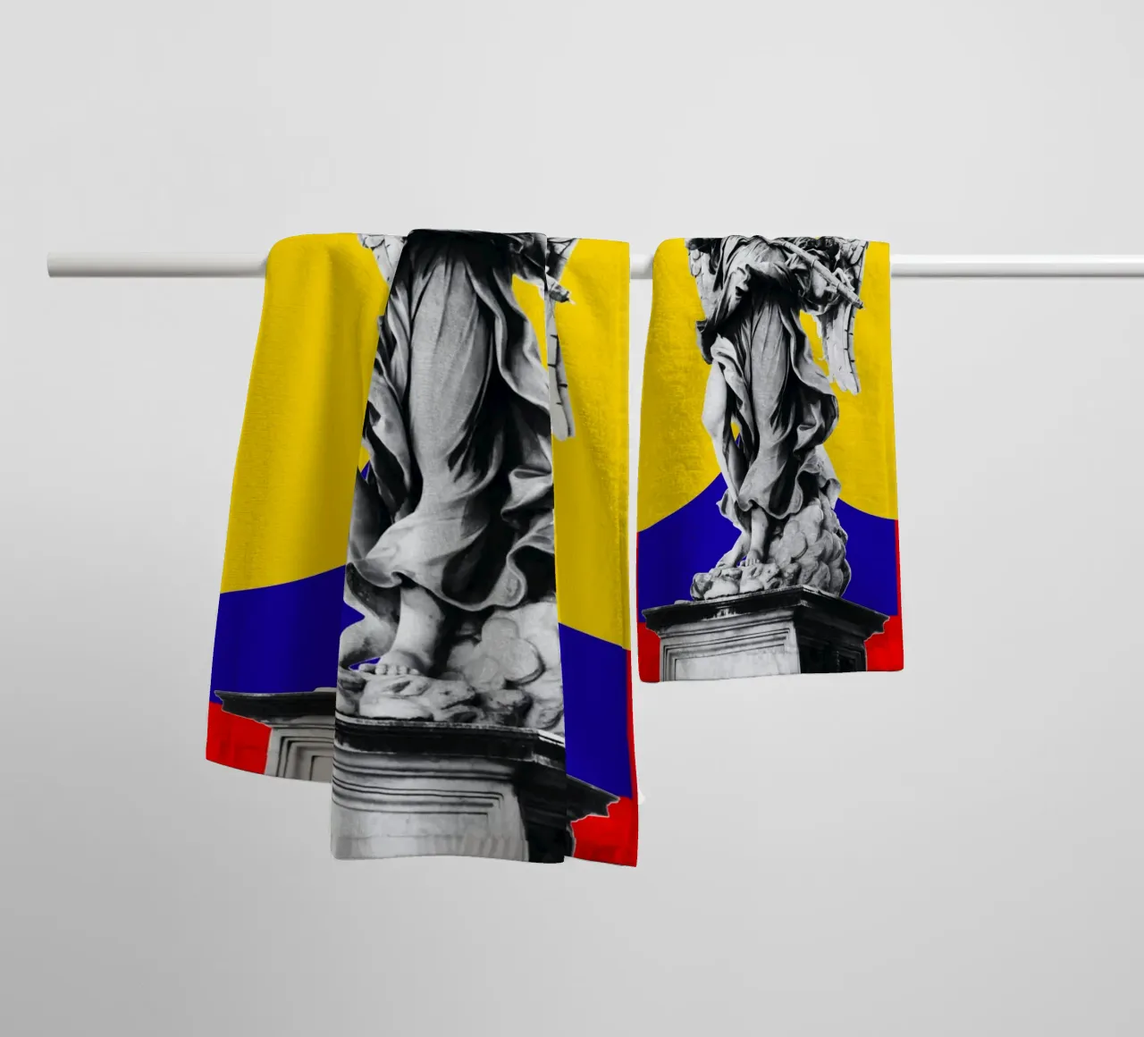 The Future is Ancient asciugamano da bagno da RS LAB STUDIO