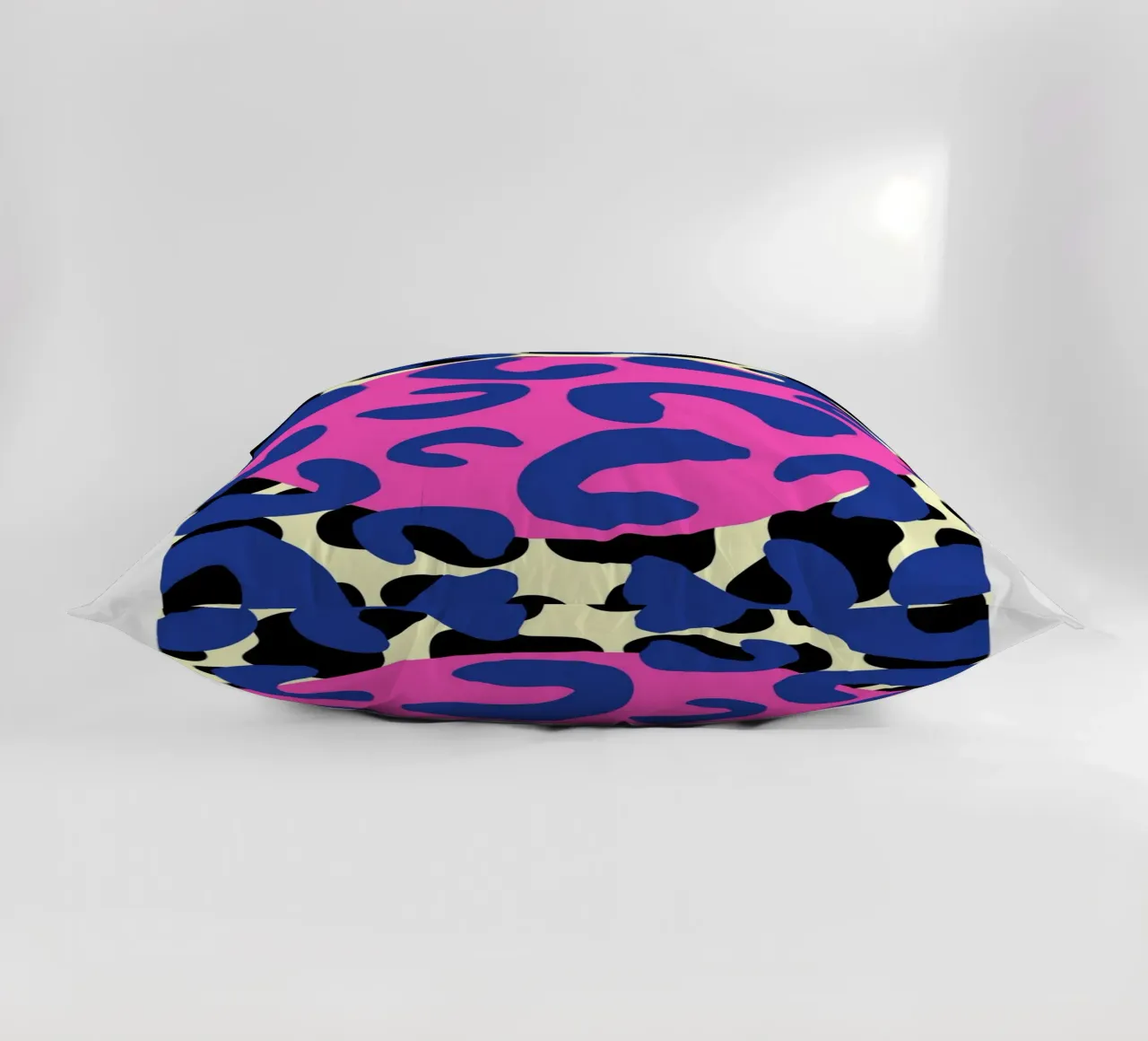 Muted Structure cuscino da RS LAB STUDIO